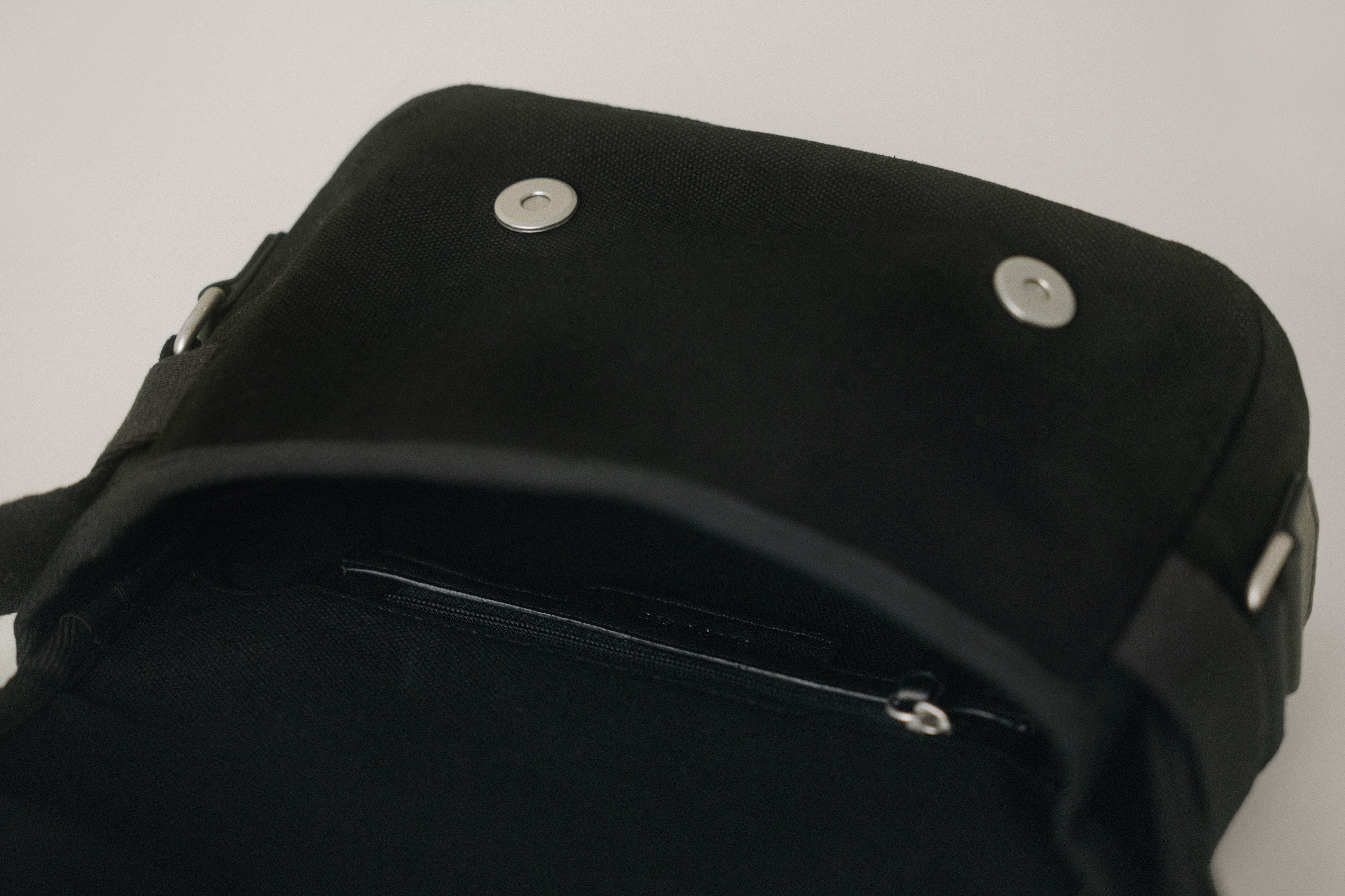 SAC BOUT MINI BLACK – TOUT Y EST JP