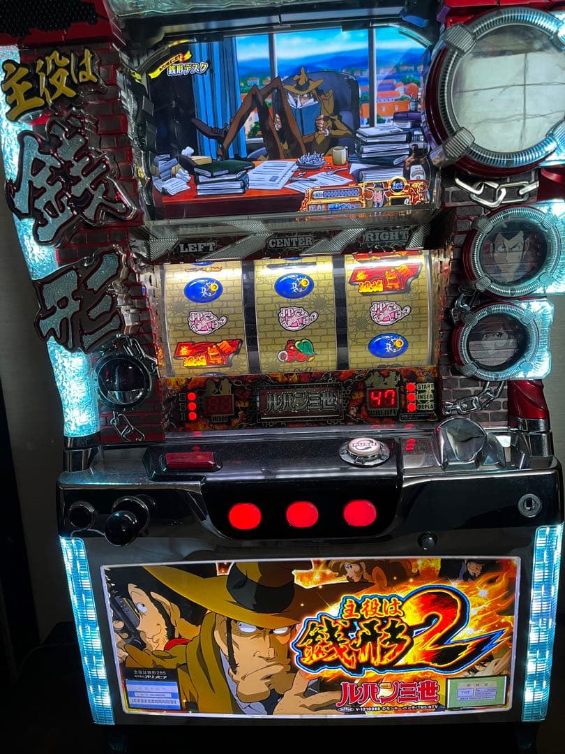 主役は銭形2 パチスロ　メダル1000枚＆データカウンターおまけ　お値下げ中 zenigata4-02.jpg