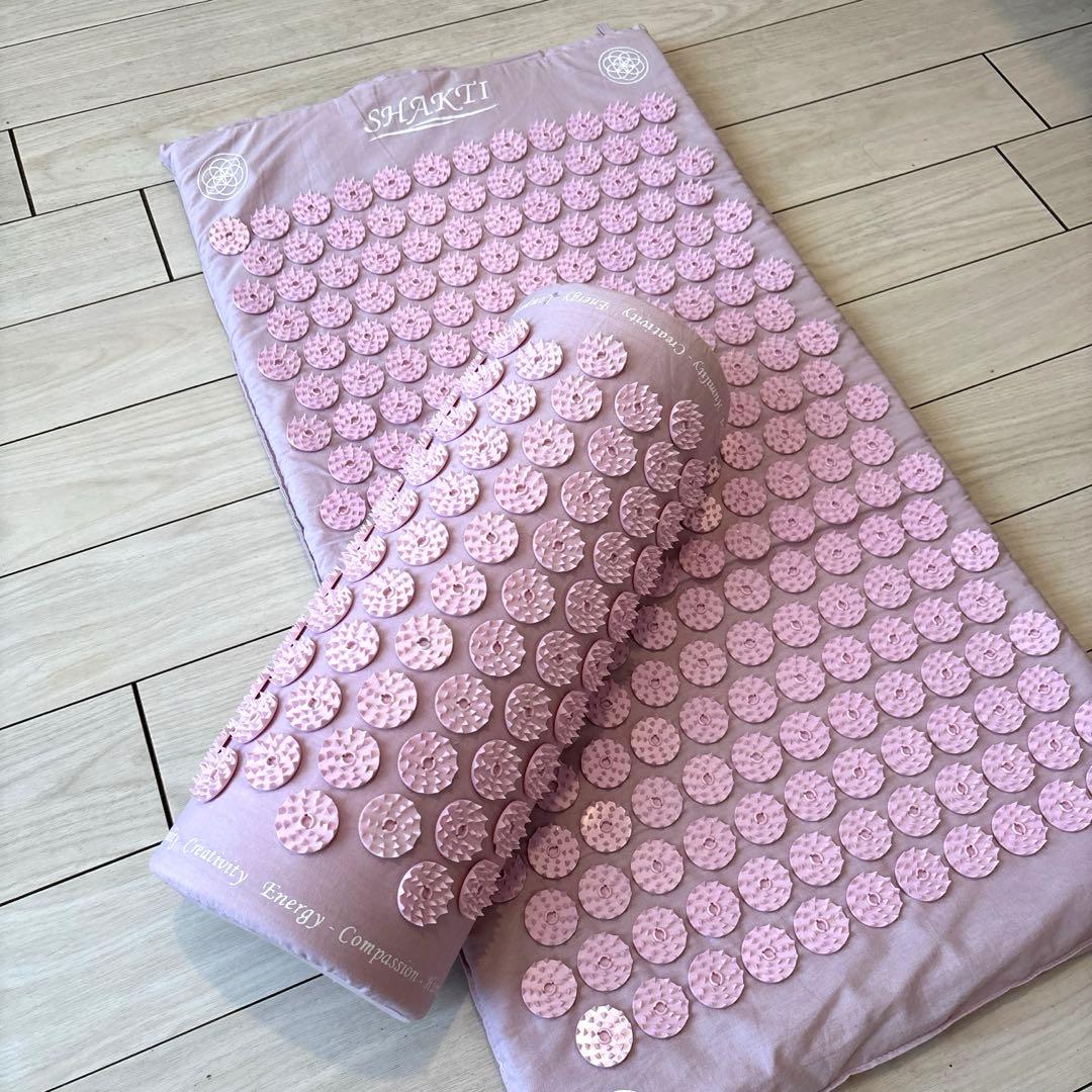 SHAKTI マットセット【正規品】 Amazon.co.jp: 【正規品】シャクティ 指圧マット・枕 究極セット