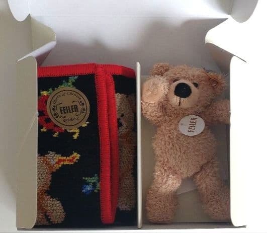 FEILER シュタイフコラボ　ハンカチ＆チャーム 🧸🐻 フェイラー×シュタイフ コラボハンカチ+テディベアチャーム 白い