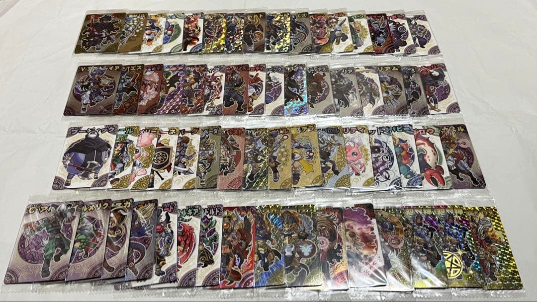 神羅万象チョコ カード100枚以上 まとめ ＋ カードファイル セット 神羅万象チョコ」初代＆最新章 主人公のコレクションファイルと10周年