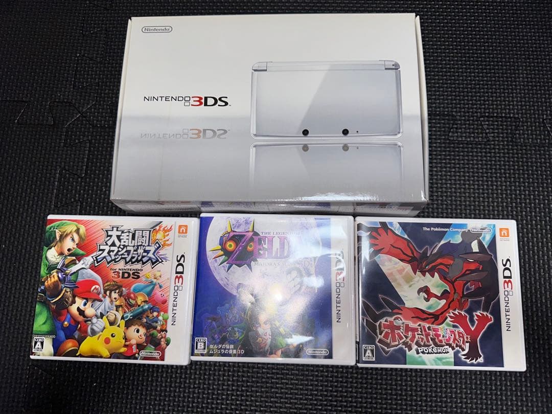 ニンテンドー 3DS プラス　ソフト3本 スマブラ、ムジュラの仮面 ニンテンドー 3DS プラス ソフト3本 スマブラ、ムジュラの仮面