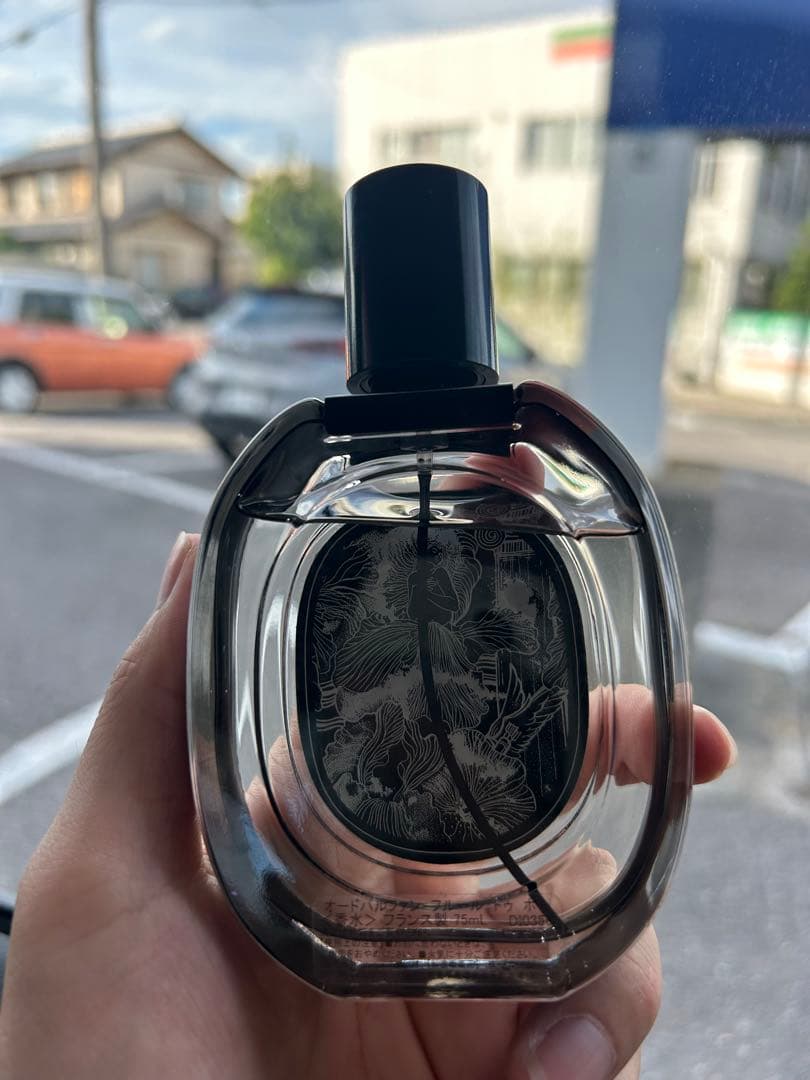 diptyque FLEUR DE PEAU 香水 Fleur de Peau (フルールドゥポー) - オードトワレ - 50ml | Diptyque