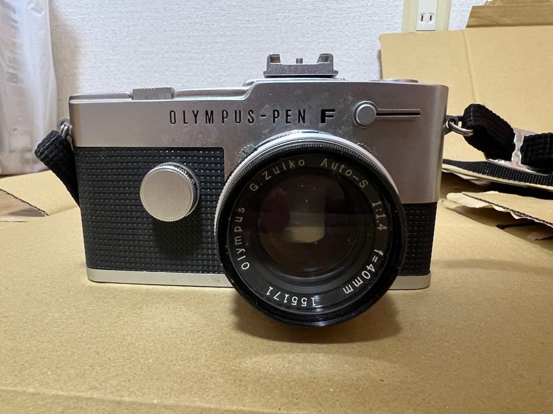 OLYMPUS-PEN F フィルムカメラ フィルムカメラ風の高品位ミラーレス「OLYMPUS PEN-F」 - デジカメ