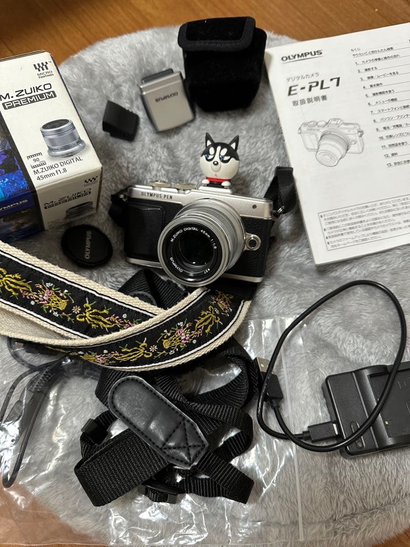 ・美品・OLYMPUS PEN E-PL7 レンズ45mm f1.8付きセット OLYMPUS PEN オリンパス ミラーレス ペン E-PL7 レンズセット ホワイト