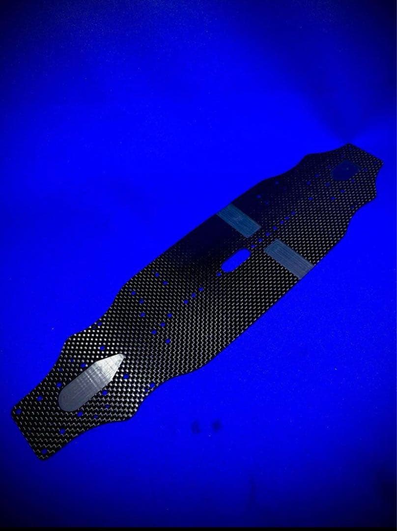 AXON TC10/3 用　カーボンシャーシ RC 蕨山Carbon 新商品】ついにAXONのTC10/3がプレ公開されたぞ！！ - YouTube