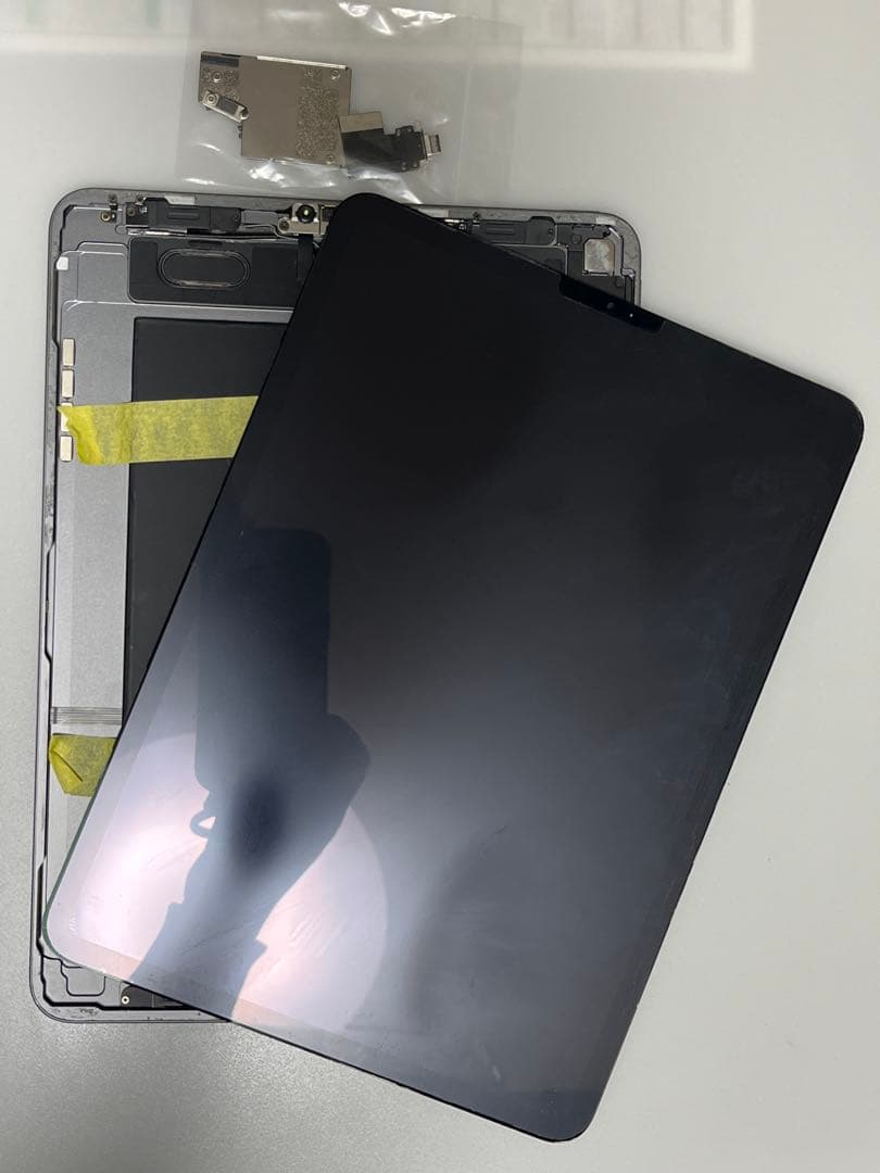 【ジャンク】iPad A1980本体 スペースグレー 分解品 部品取りにどうぞ。 Yahoo!オークション -「部品取りジャンク」(iPad本体) (Apple)の落札