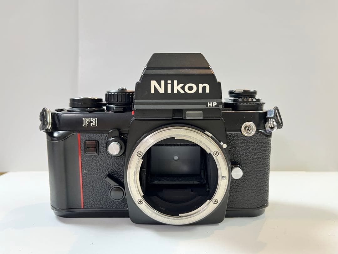 Nikon F3 一眼レフフイルムカメラ Nikon F3】所有欲を満たしてくれる最高級フィルム一眼レフカメラ
