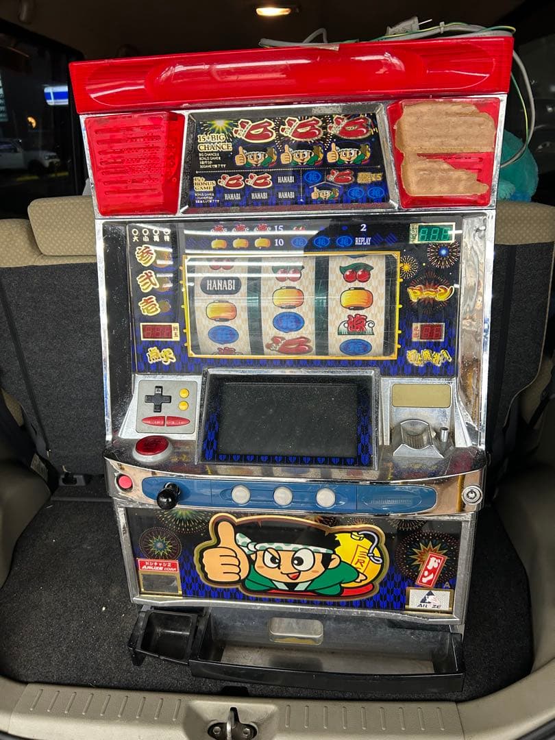 キャラクターイラスト付きスロットマシン index_su-yoshimune_img02.png