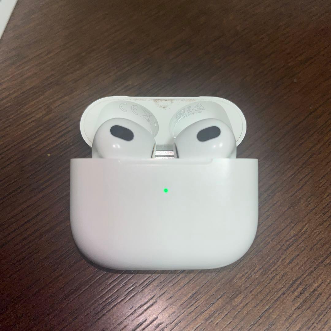 AirPods本体 ホワイト 元のパッケージ付き Amazon.co.jp: Apple AirPods 4 アクティブノイズ キャンセリング搭載