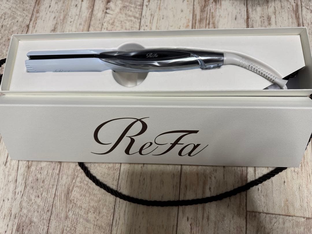 ジャム　ReFa ストレートヘアアイロン ホワイト　新品未使用 ストレートアイロン(ホワイト) | ReFa | RE-CA-02A | Joshin web