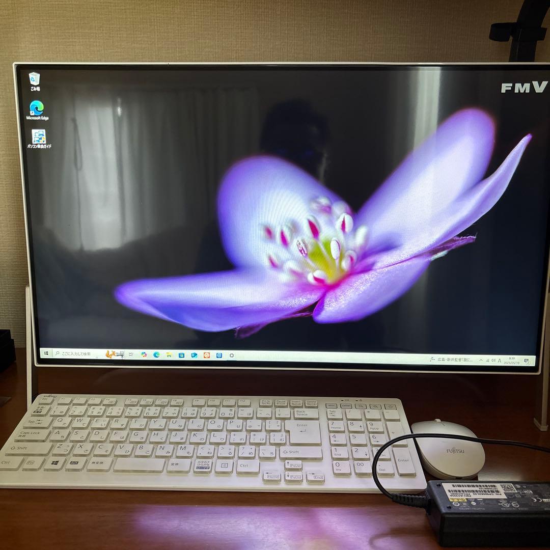 富士通　ESPRIMO FMVF52C2C 23.8型ワイド　一体型 富士通FMVパソコン | ESPRIMO WF-X/E2 4K液晶TV付きモデル