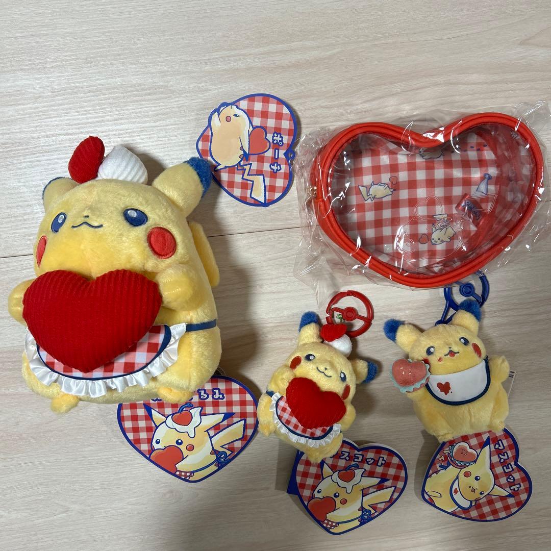 PIKACHU DINER ハンバーガー&ハート マスコット　ぬいぐるみ　ポーチ ダイナーをイメージしたグッズ「PIKACHU DINER」が、ポケモンセンター