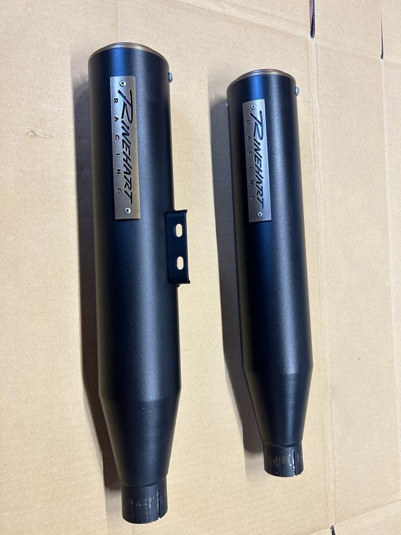 RINEHARTラインハートM8ソフテイル 3.5インチスリップオンマフラー M8ソフテイル用 (RINEHART(ラインハート)マフラー)｜ハーレーカスタム