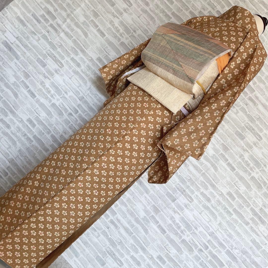 紬　フルセット　横見梅　小梅　小紋　かわいい　バチ衿　着物　H6