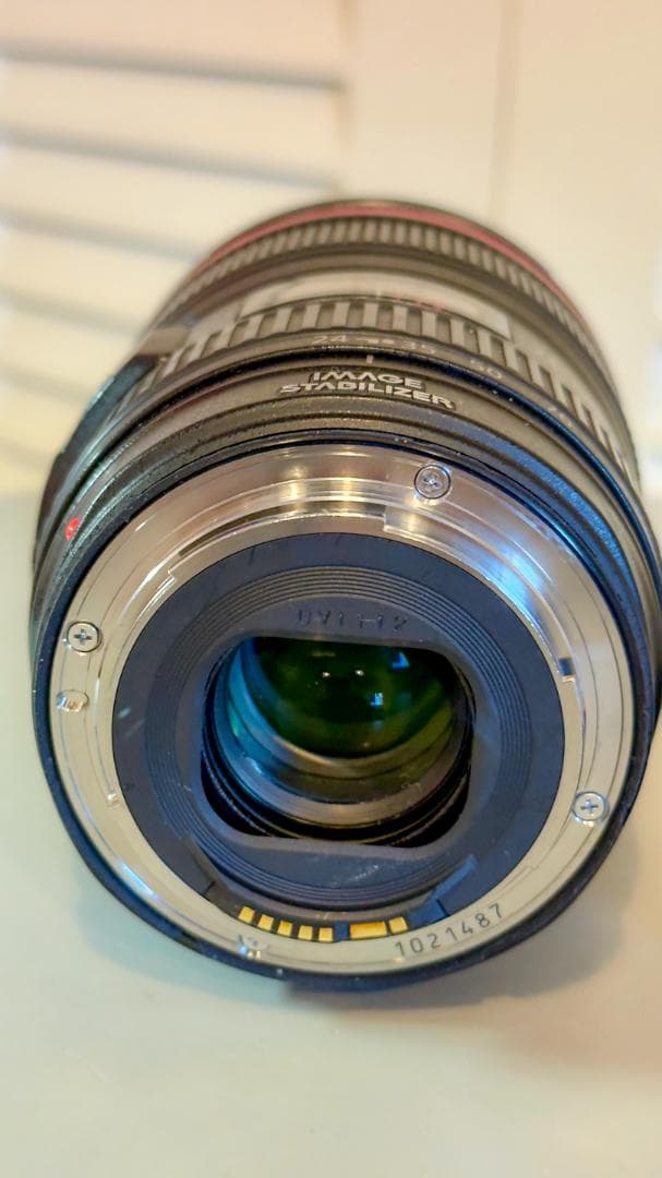 Canon EF 24-105mm f/4L IS USM レンズ Amazon.com : Canon EF 24-105mm f/4L IS USM Zoom Lens - White Box