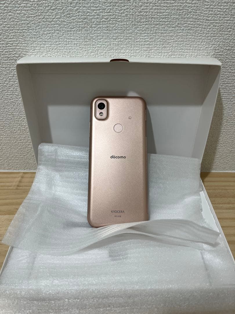 【極美品】 あんしんスマホ KY-51B ピンクゴールド 美品】ドコモ版 あんしんスマホ KY-51B ピンクゴールド - メルカリ